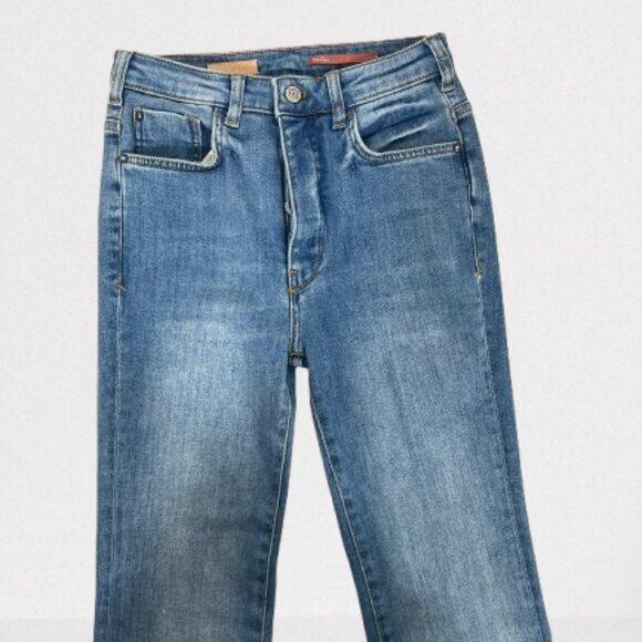 Anthropologie Pilcro High Rise Button Fly Stretch  Flare Jeans Size 25 - Picture 3 of 9